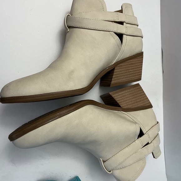 Dr. Scholl's Shoes - Dr Scholls Western-inspired boots for women with comfort foam